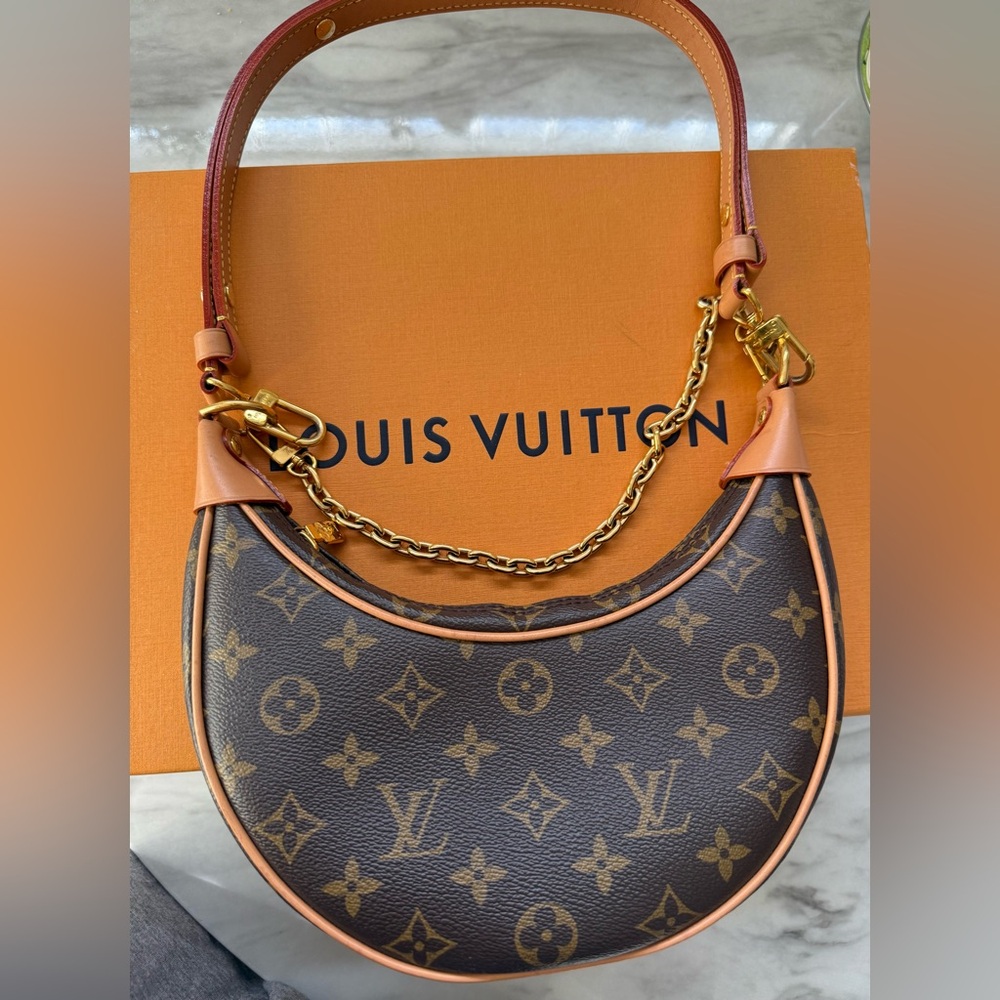 Louis Vuitton Loop Crossbody/Shoulder Bag with Box
